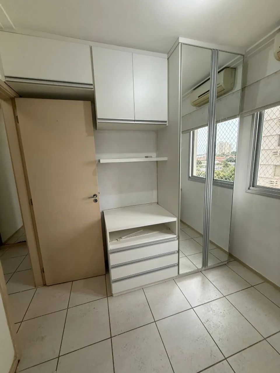 Apartamento Para Alugar no Cond. Bosque da Saúde-Cuiabá