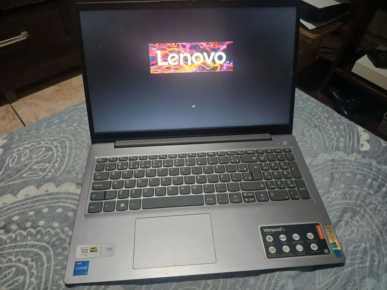 Notebook lenovo I3