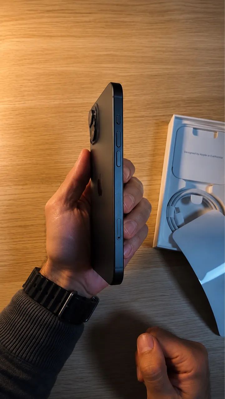 iPhone 15, Preto, 128gb - Foto 2