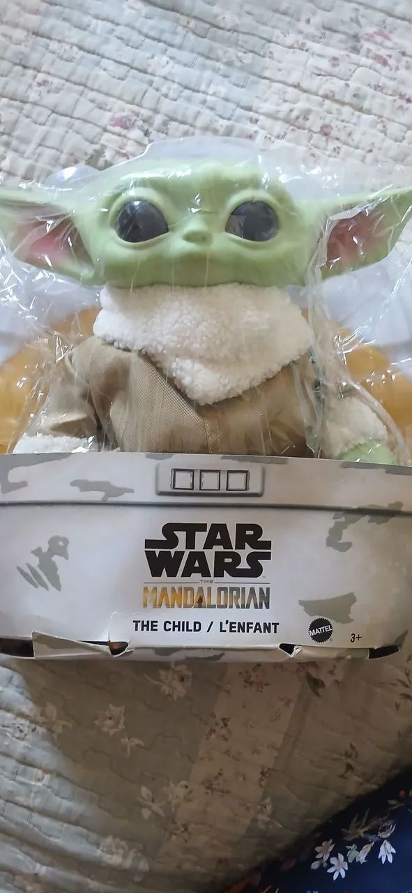 Boneco Yoda colecionável