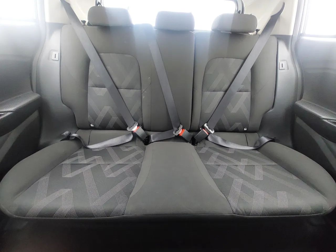 Chevrolet Onix Hatch 1.0 12V Flex Mec. 4P, foto 18 de 18
