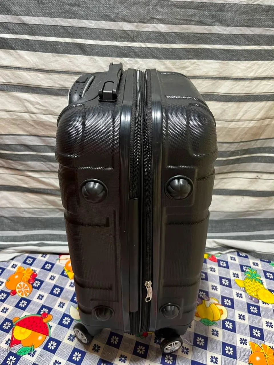Vendo mala de viagem 10 quilo  - Foto 2