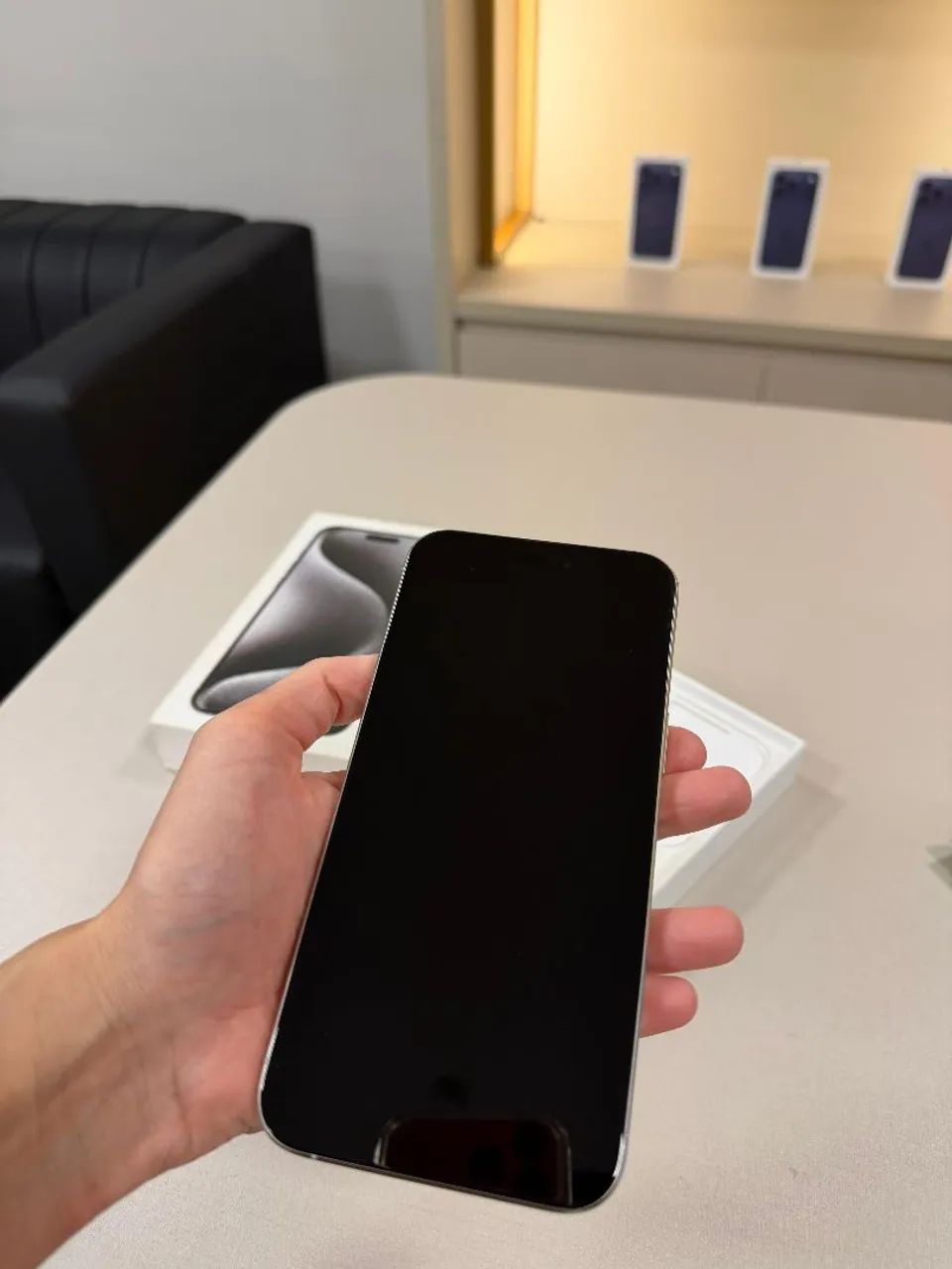 iPhone 15 Pro Max - Foto 2