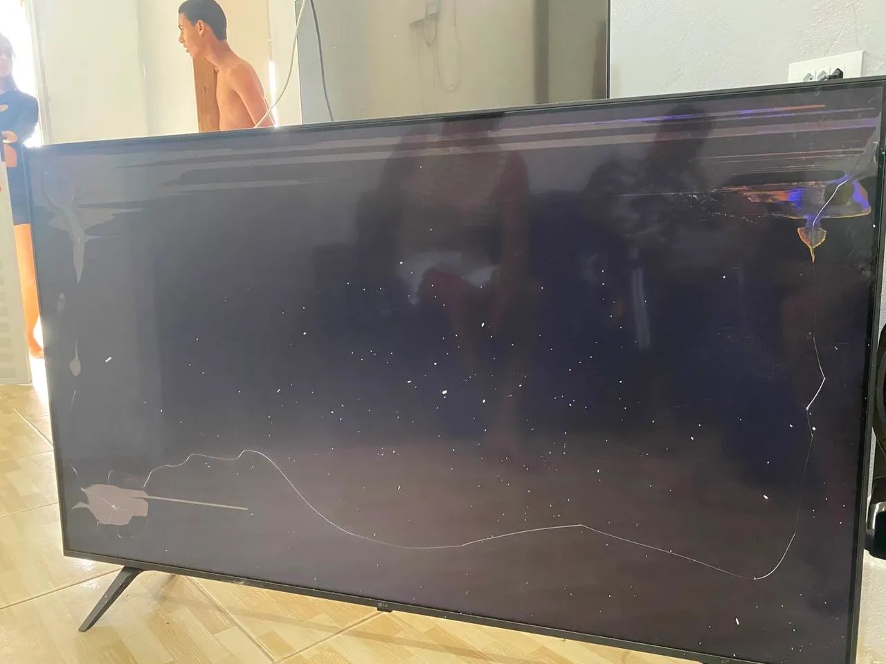 Vendo tv   LG 55 polegadas para retirada de peças  - Foto 3