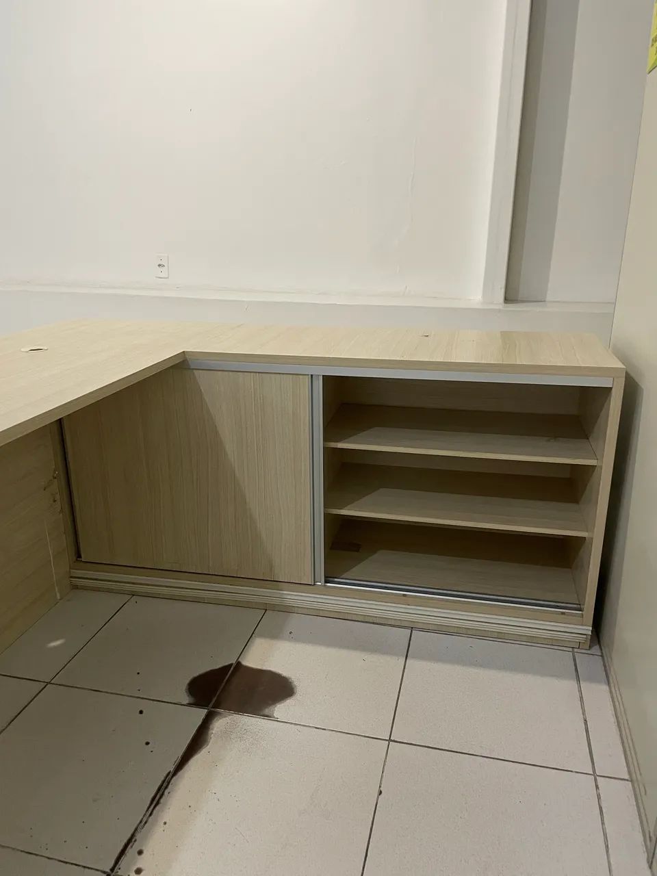 Mesa para recepção/escritório - Foto 4