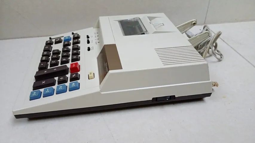 Calculadora de mesa vintage Sharp Compet CS-2157 Dv00234 - Foto 2