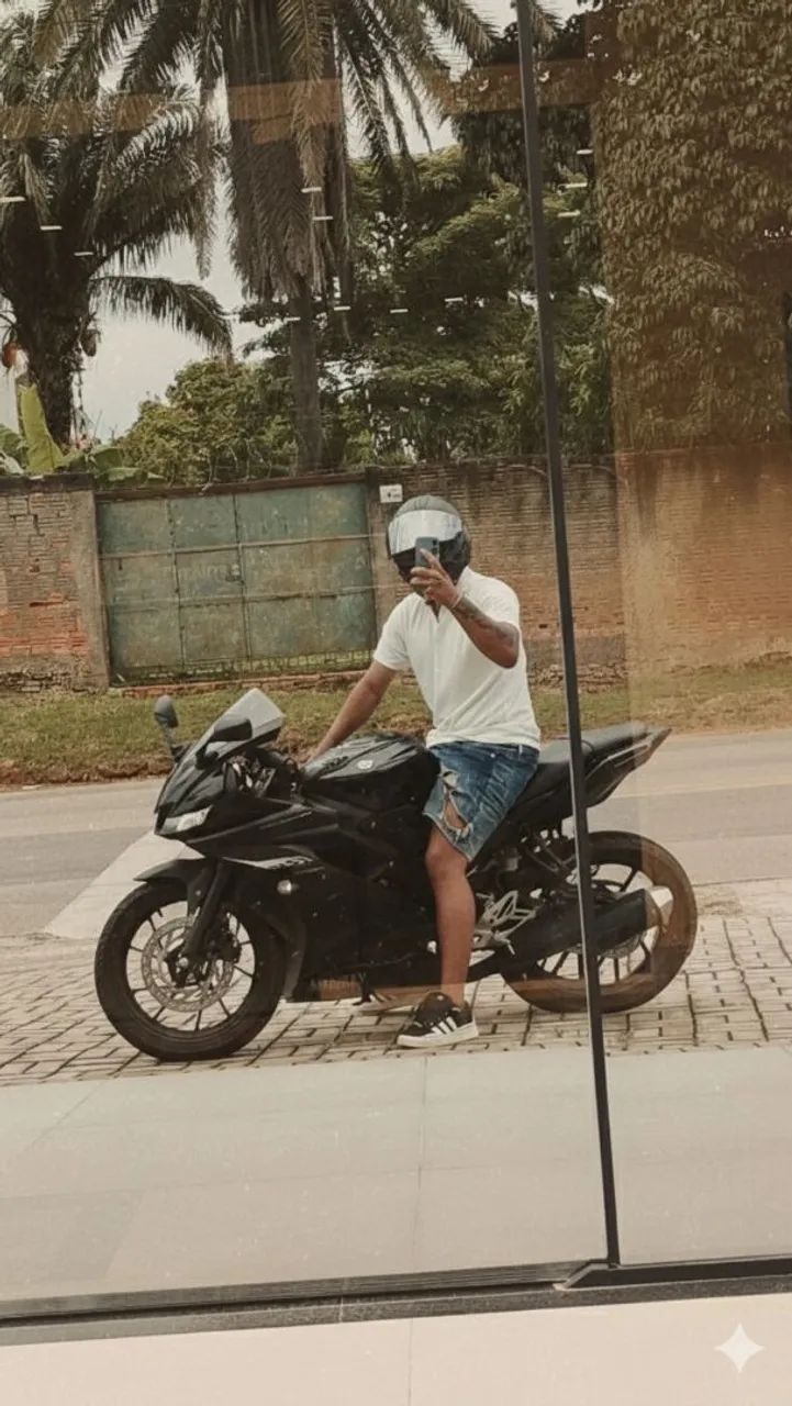 Yamaha R15