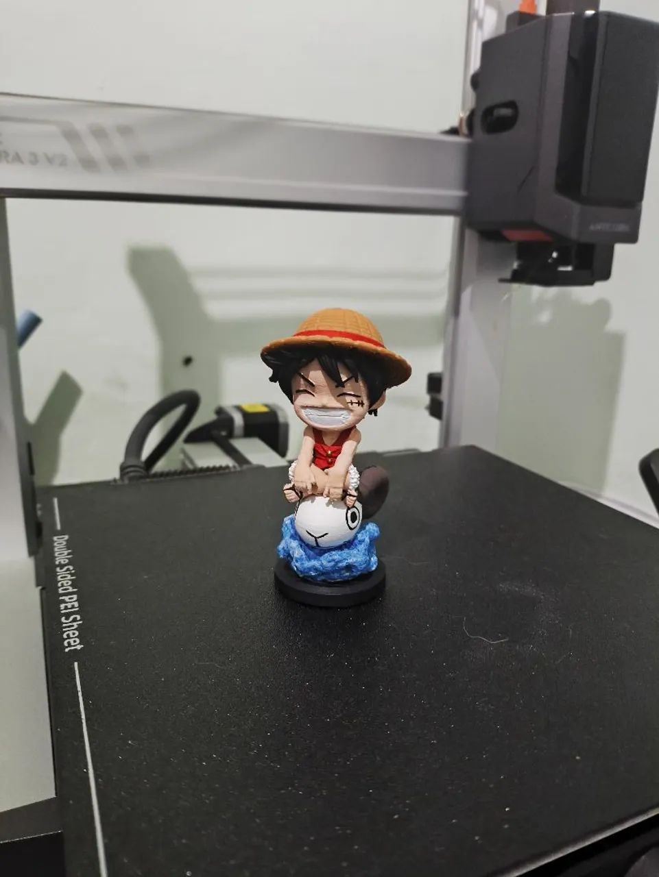 Action figure luffy