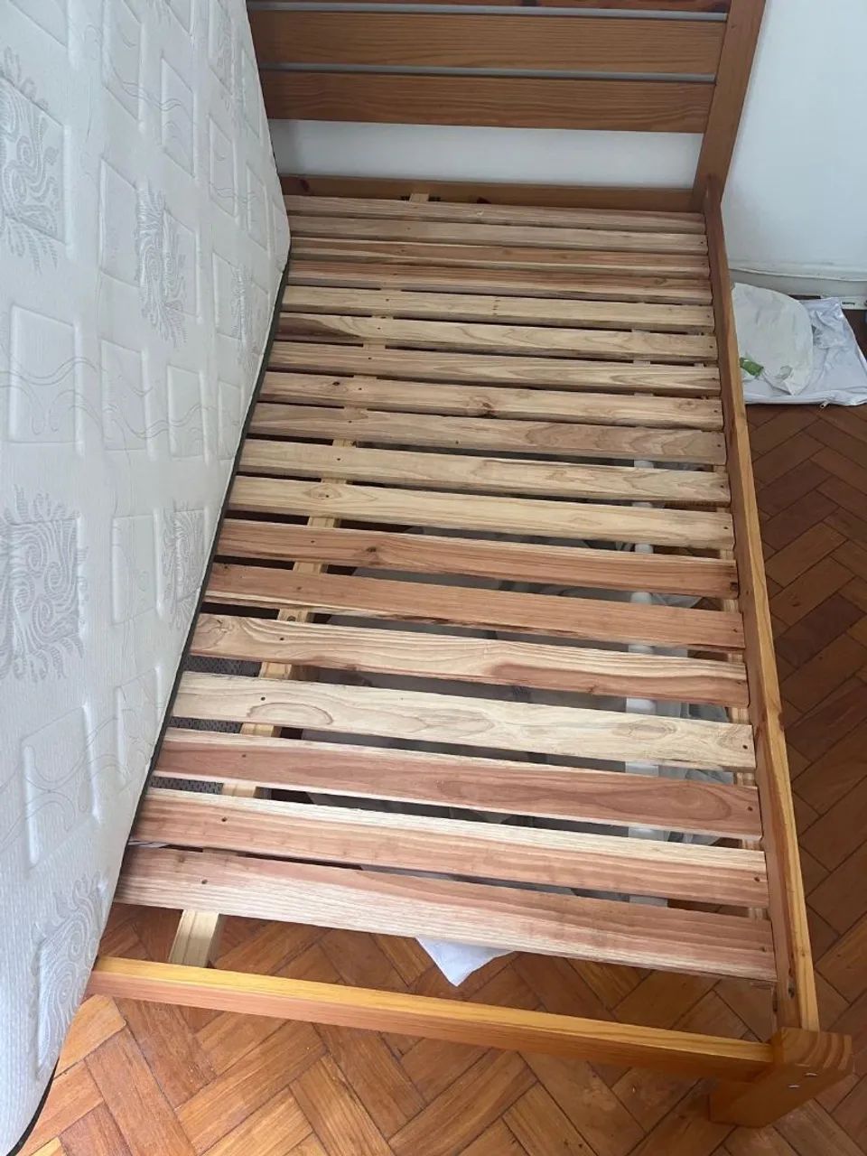 Cama com colchão  - Foto 2
