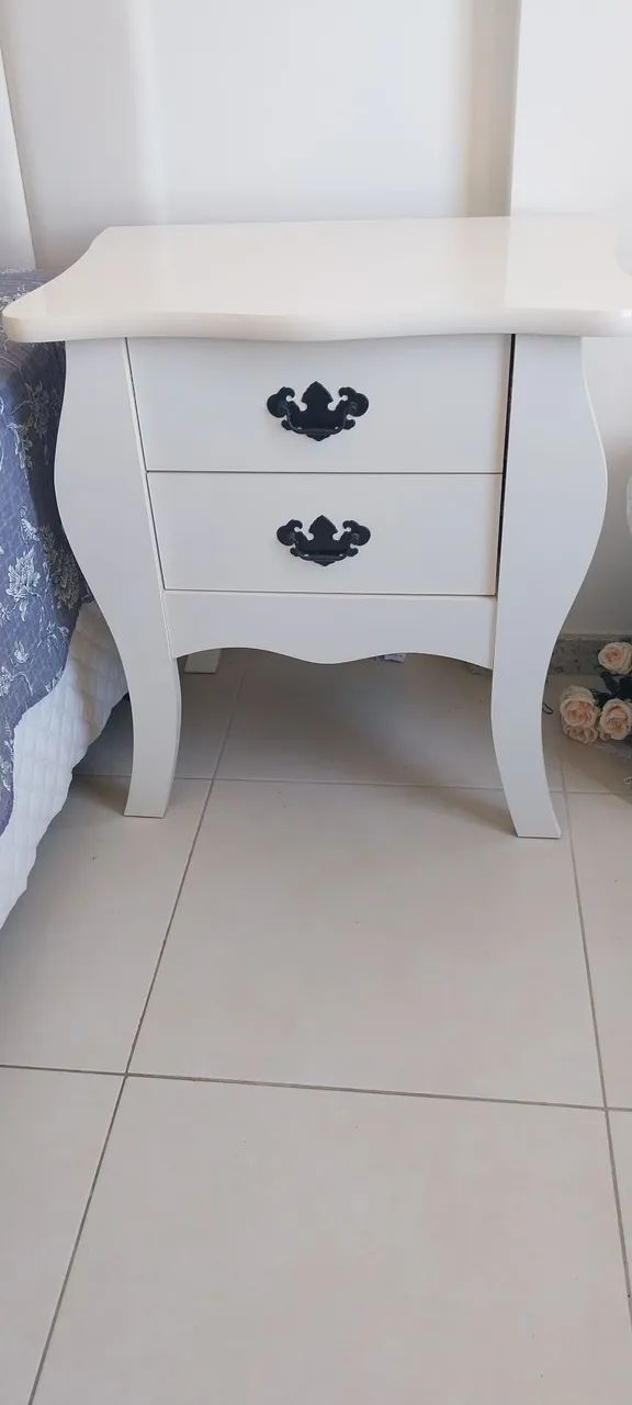 Mesa de Cabeceira 