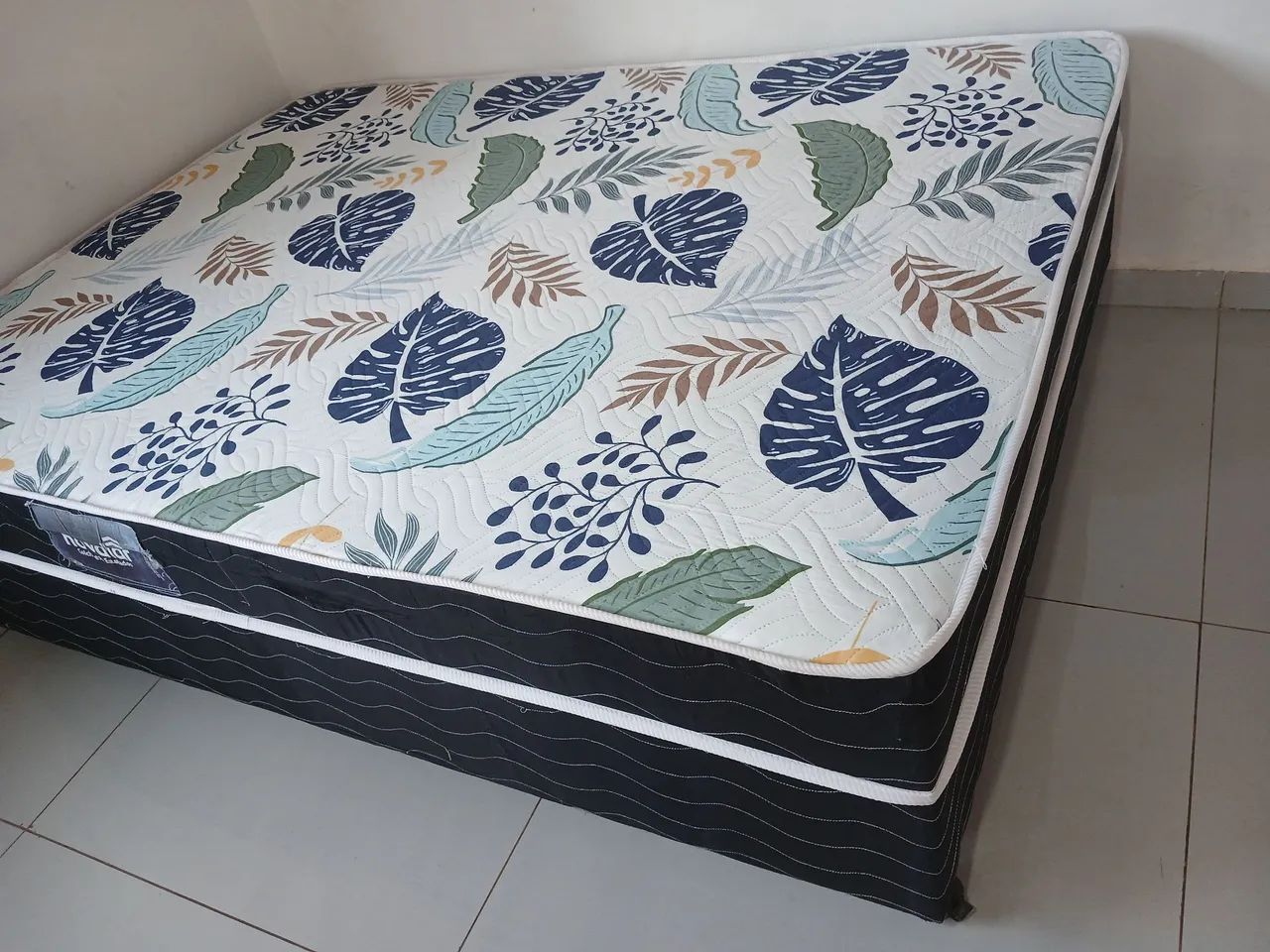 Cama box casal