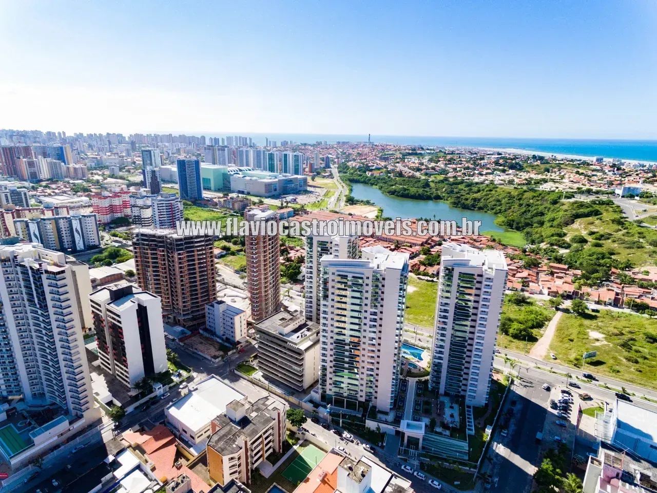 MOMA CONDOMINIUM  APARTAMENTO NO COCÓ EM FORTALEZA/CE