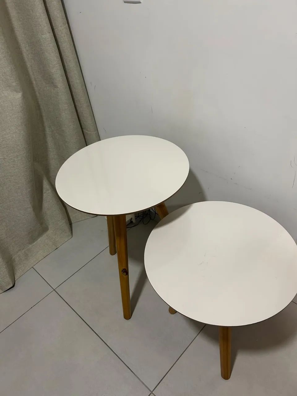 Mesinha/mesa de canto/lateral (dupla)
