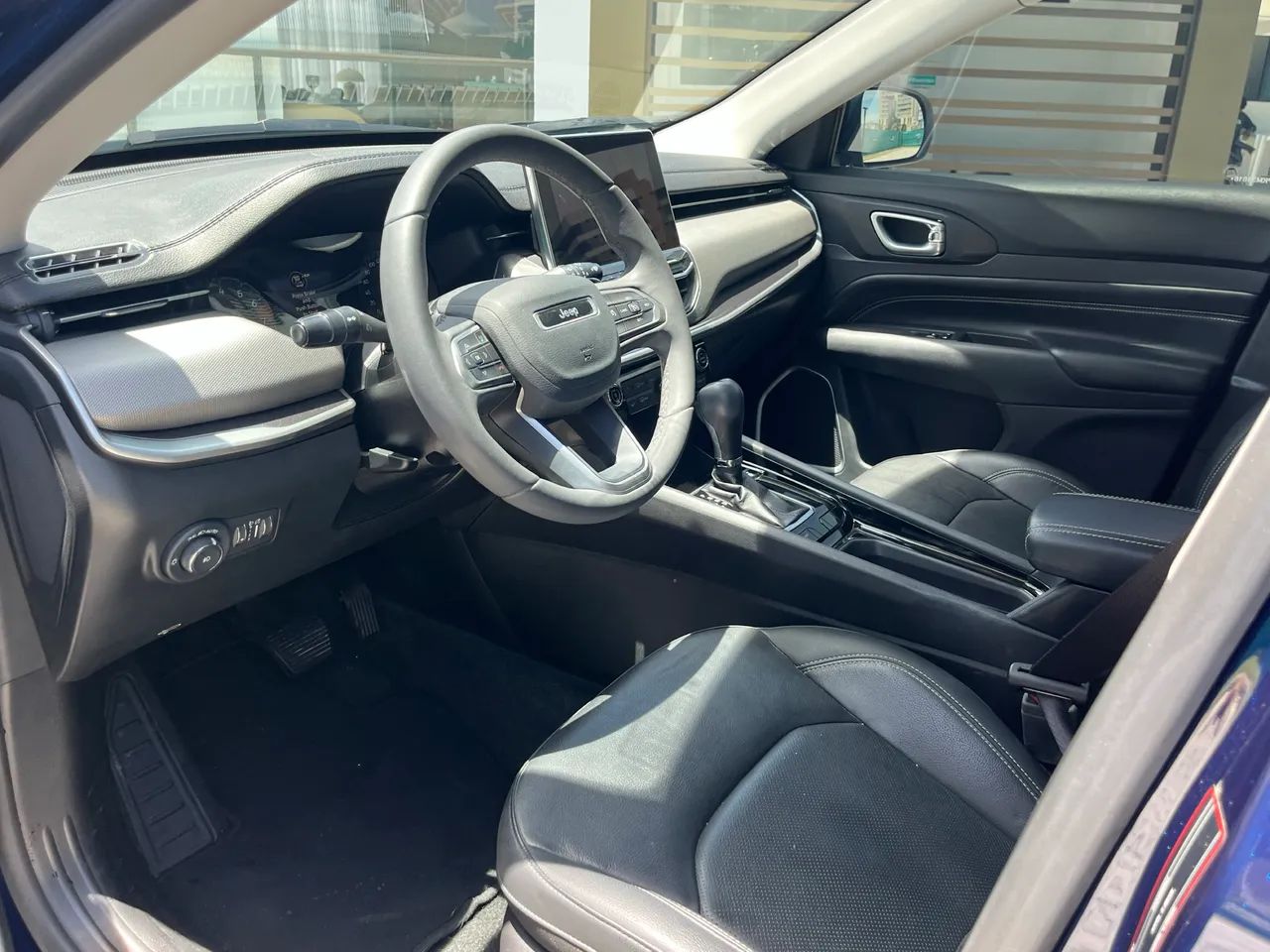 Jeep Compass Long. T270 1.3 TB 4X2 Flex AUT 2023 - Foto 6