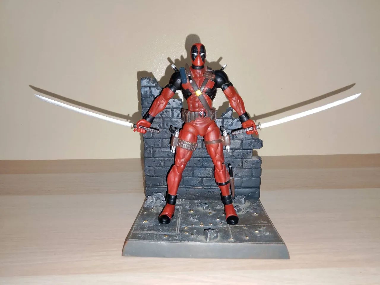 Deadpool Marvel Select - Foto 5