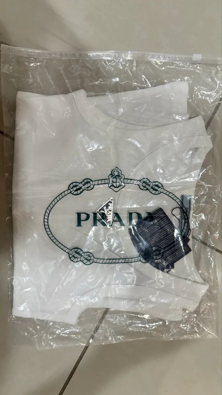 BLUSA PRADA BÁSICA BRANCA NOVA  - Foto 4