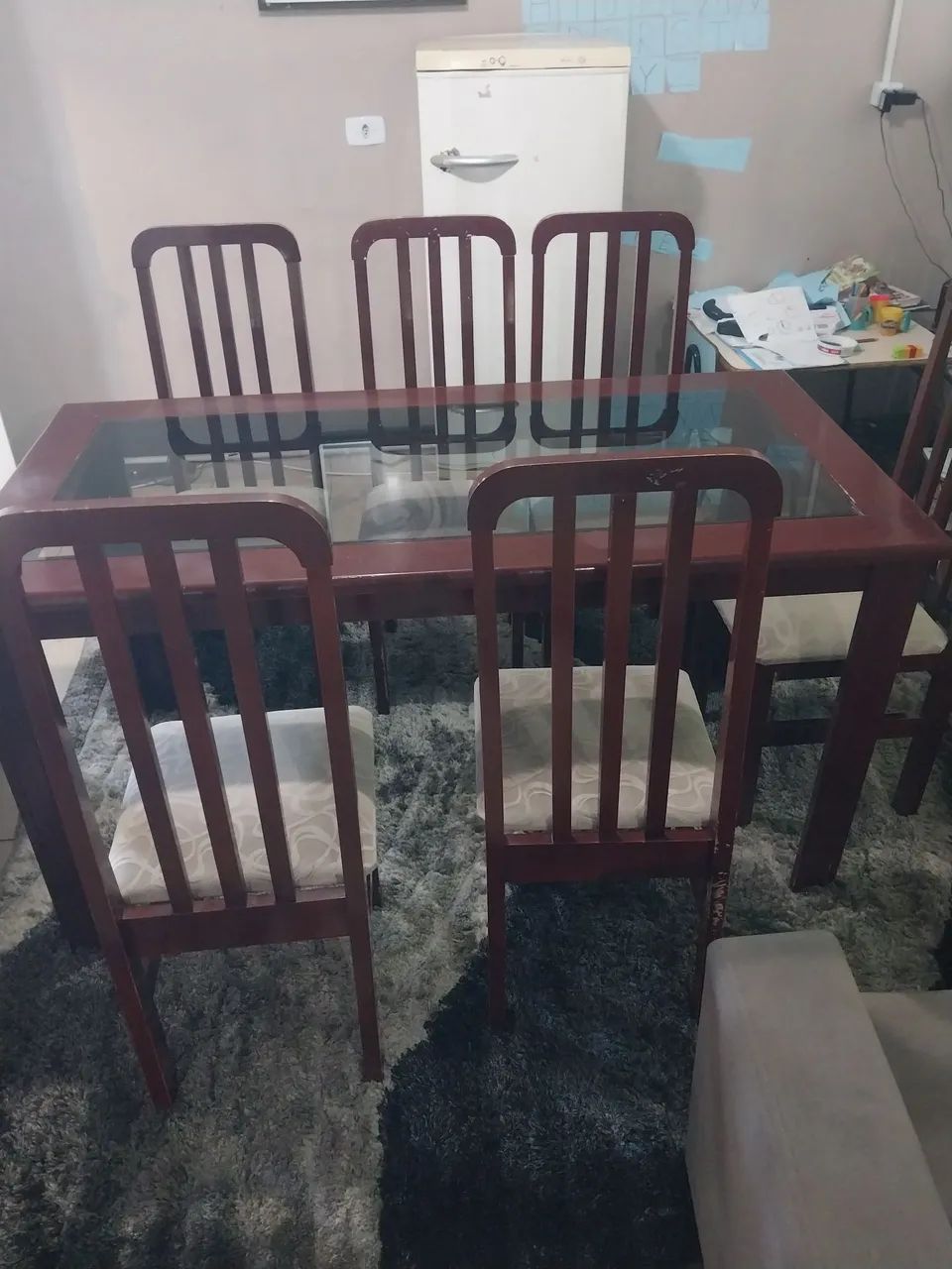 Mesa de vidro com 6 cadeiras  - Foto 4