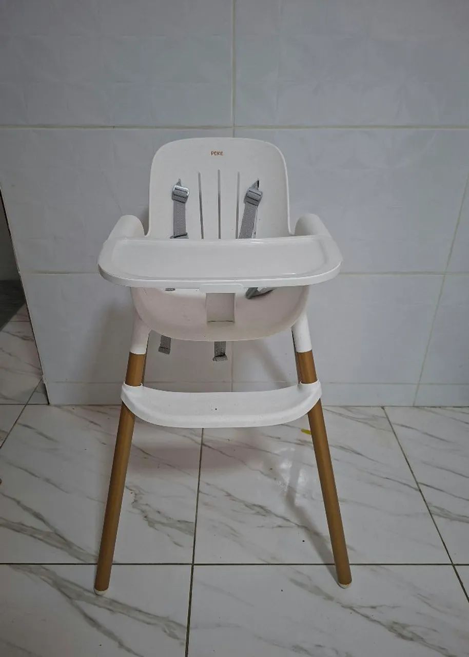 Cadeira de alimentação 