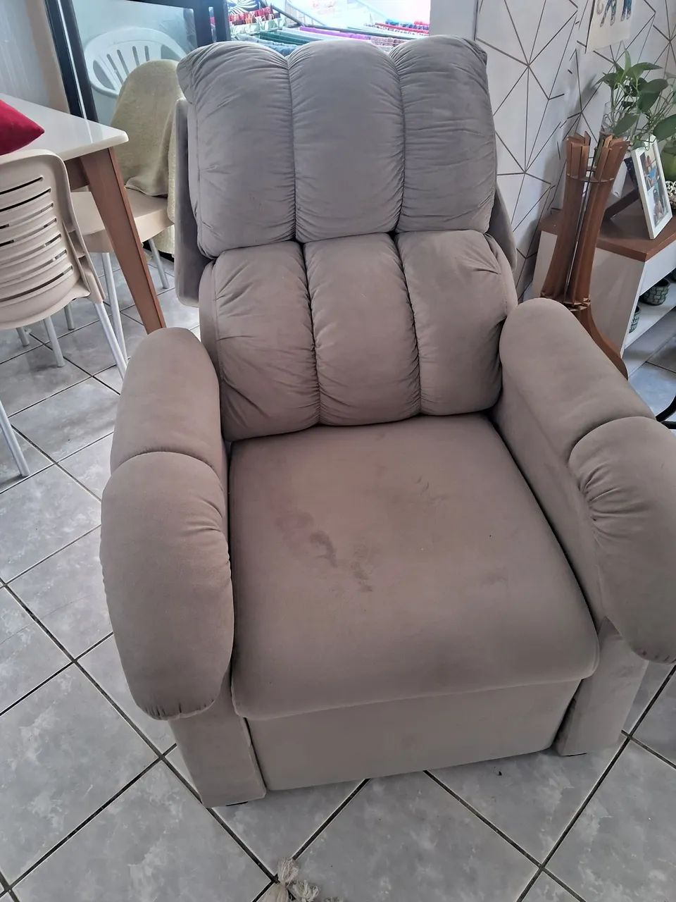 Cadeira do papai  muito  confortável 