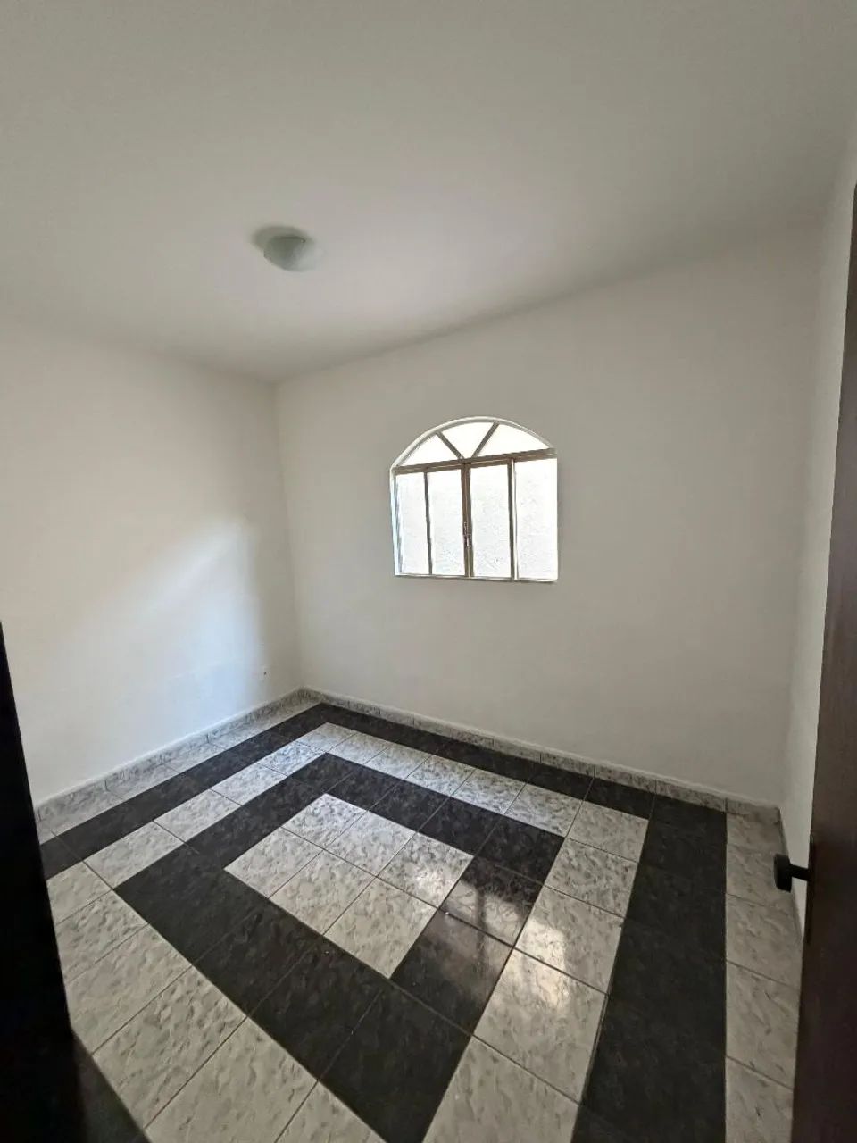 Aluga apartamento no barreiro - Foto 2