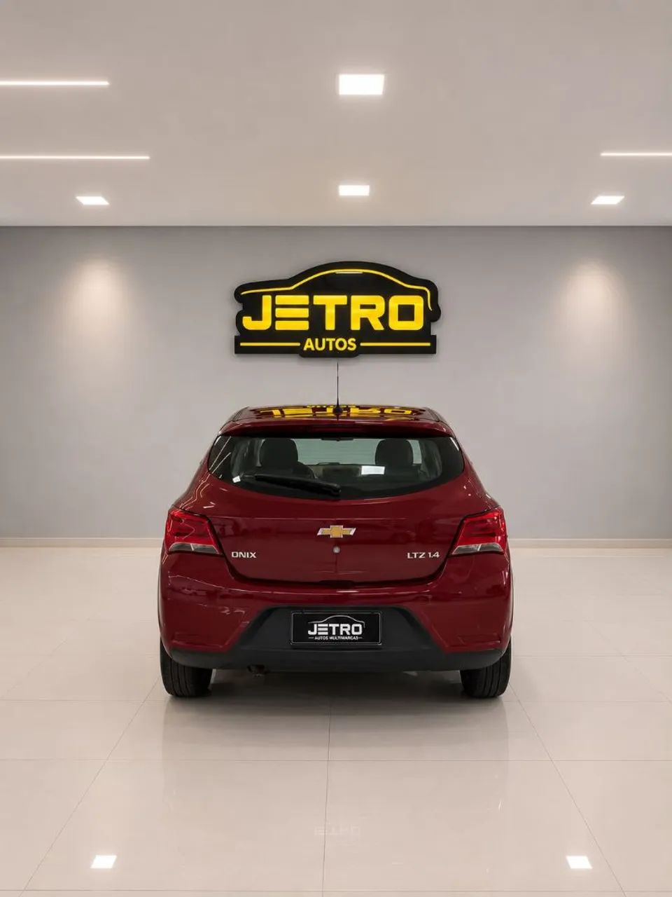 Chevrolet Onix Hatch LTZ 1.4 8V Flex Mec. 4P 2017 - Foto 4
