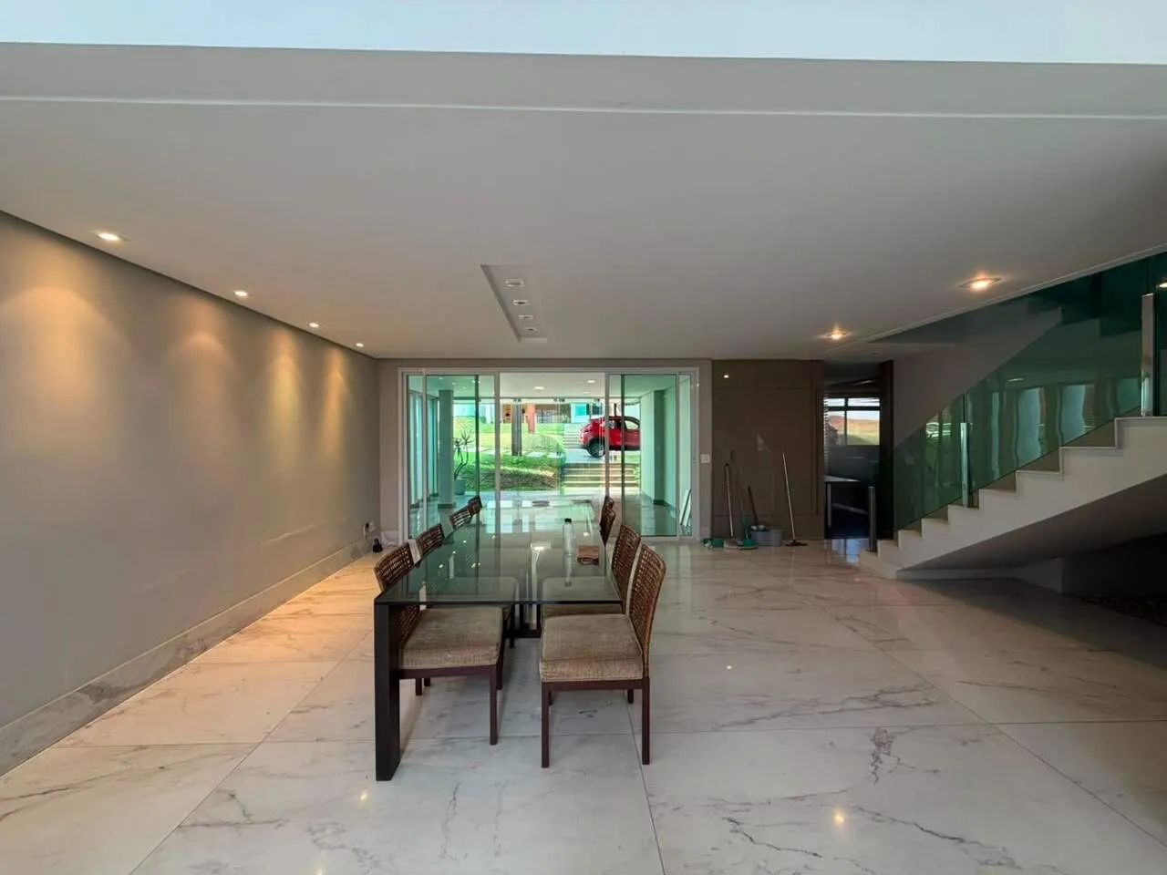 Casa com 5 quartos, sendo 3 suítes, 470m², em Nova Lima. - Foto 2