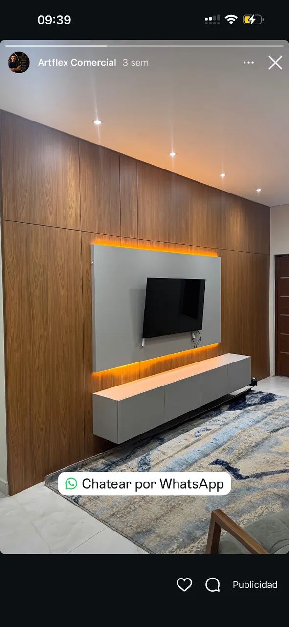 Painel com tv