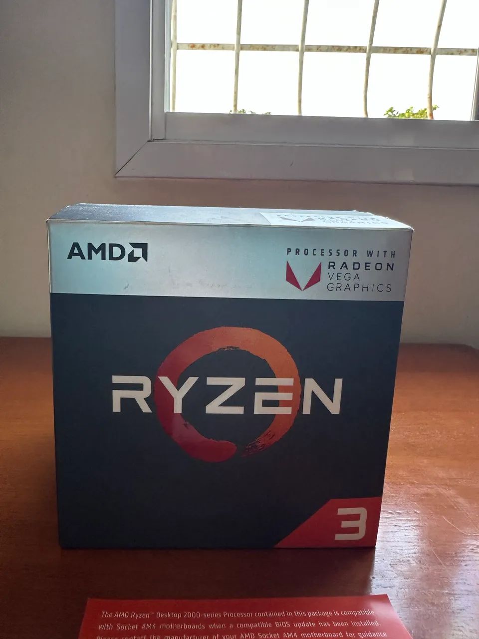 Processador ryzen 3 2200g na caixa - Foto 3