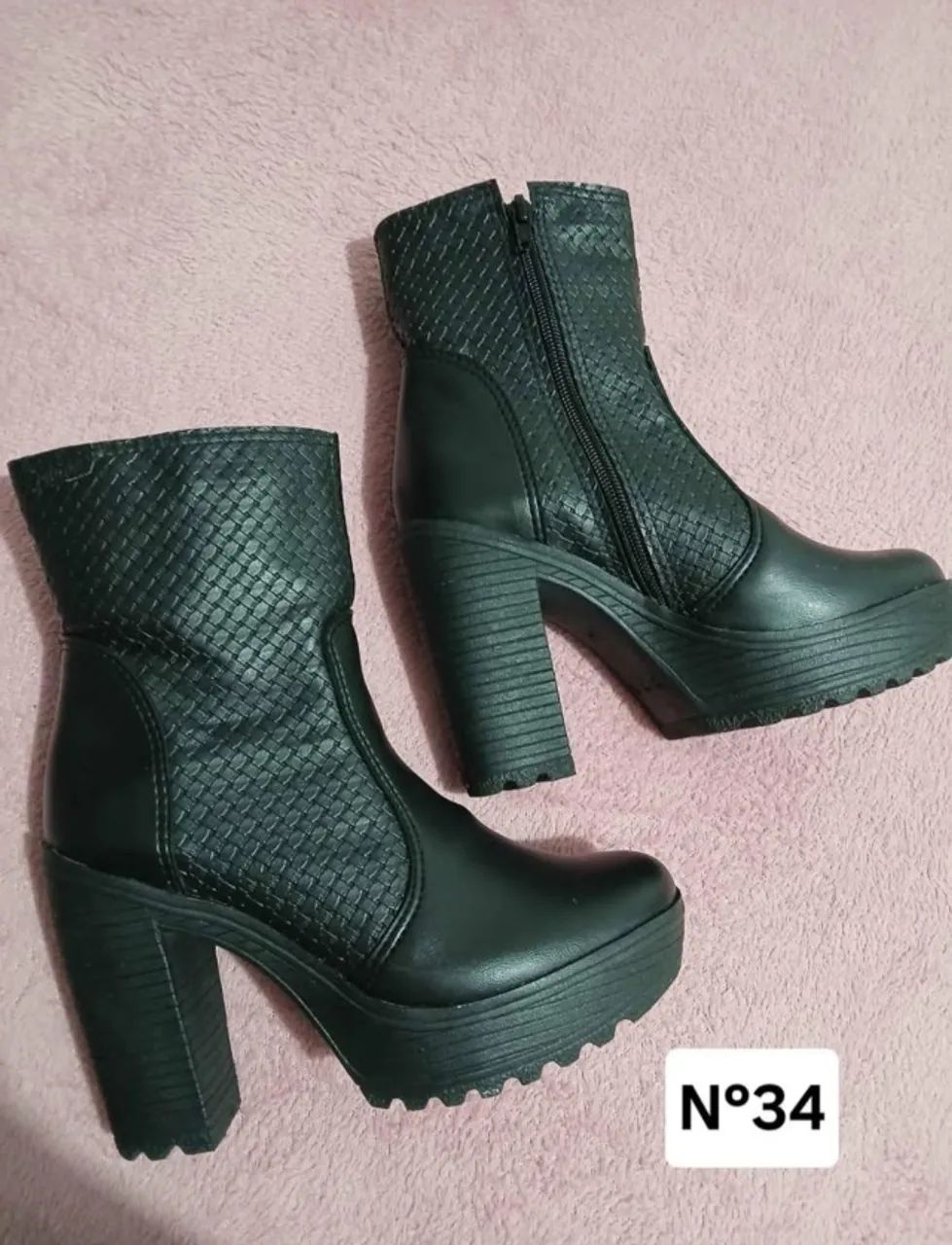 Botas