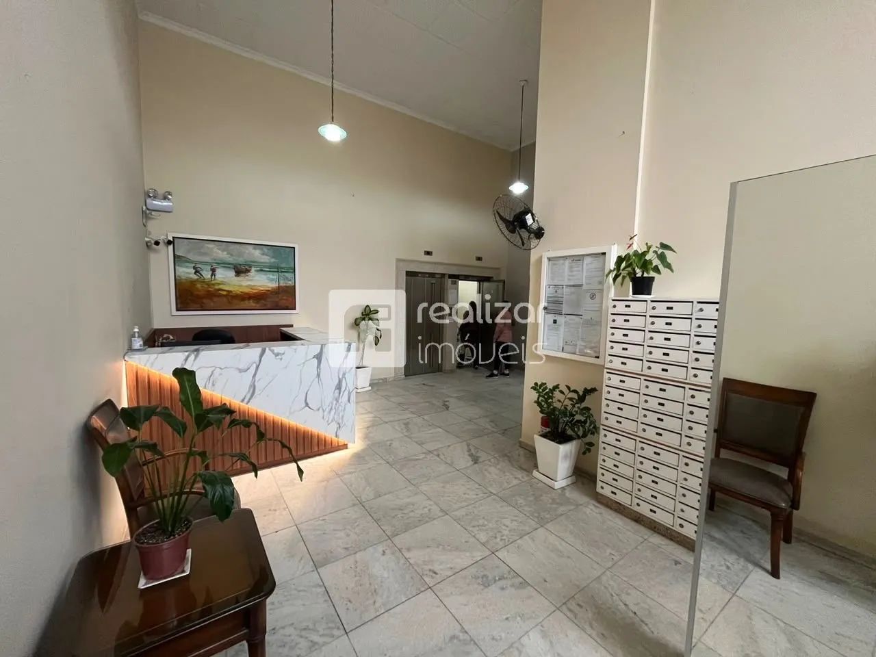 Apartamento de 2 dormitórios no Centro - Foto 5