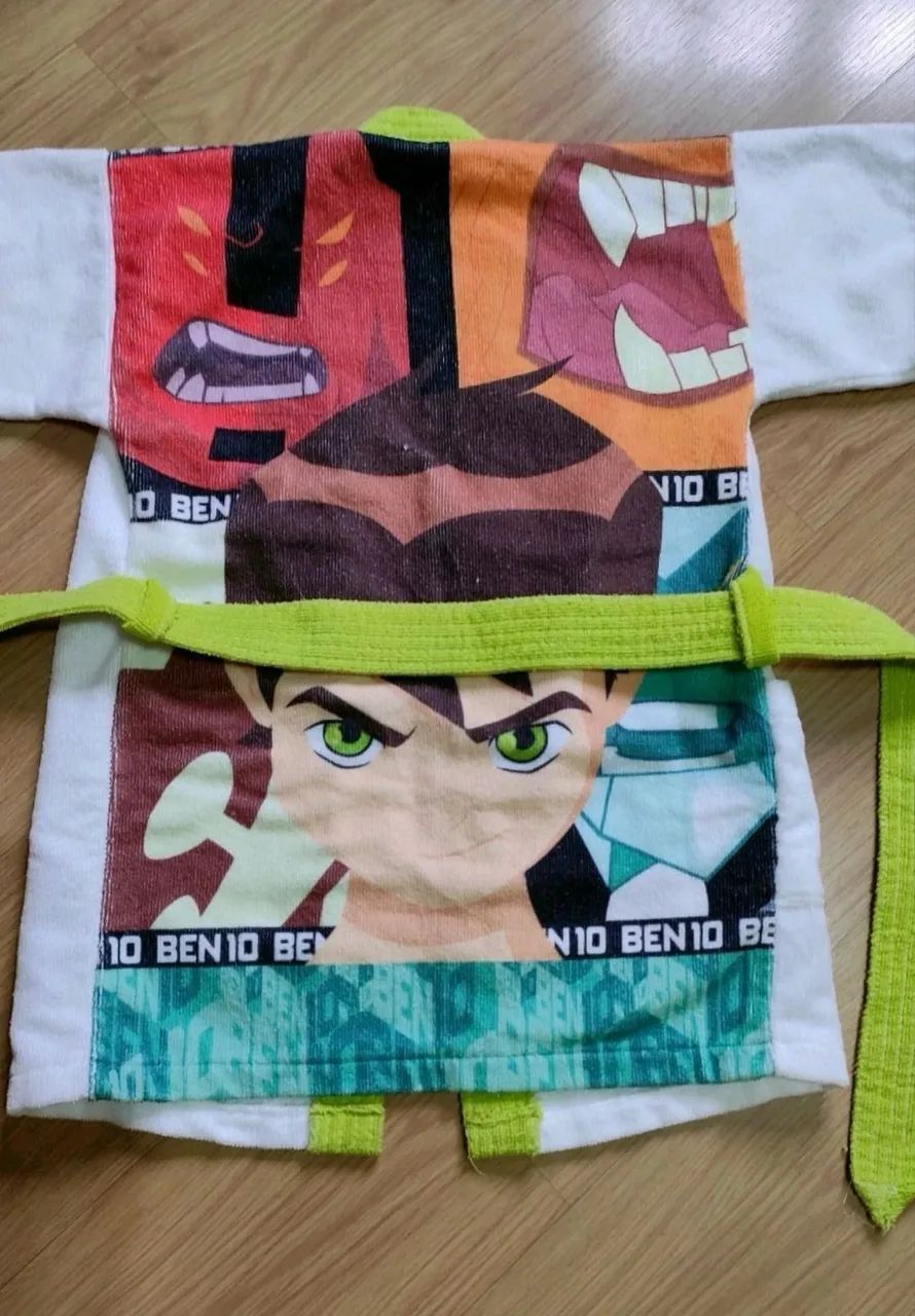 Roupão do Ben 10 tamanho P - Foto 3