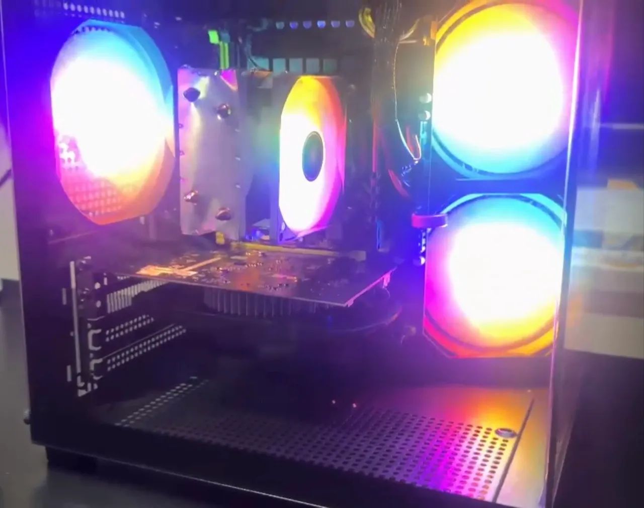Vendo Pc Gamer RGB