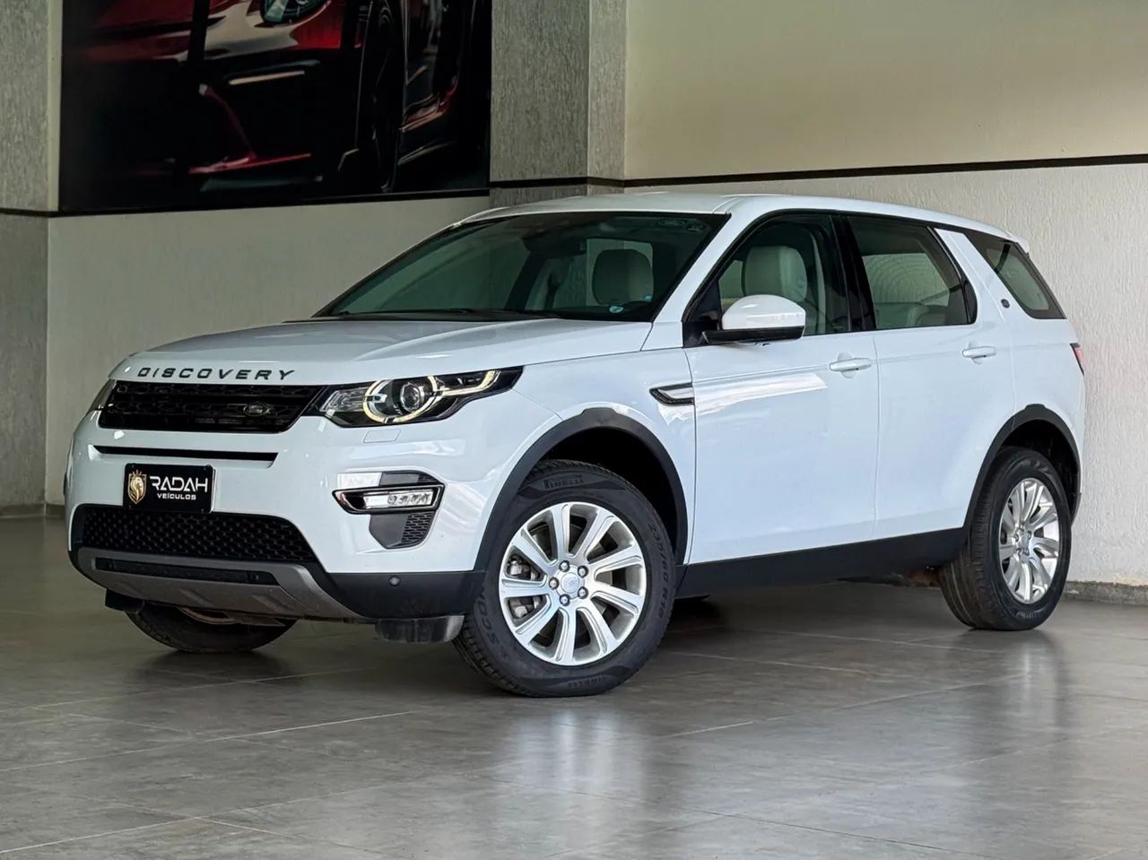 Land Rover Discovery 2018