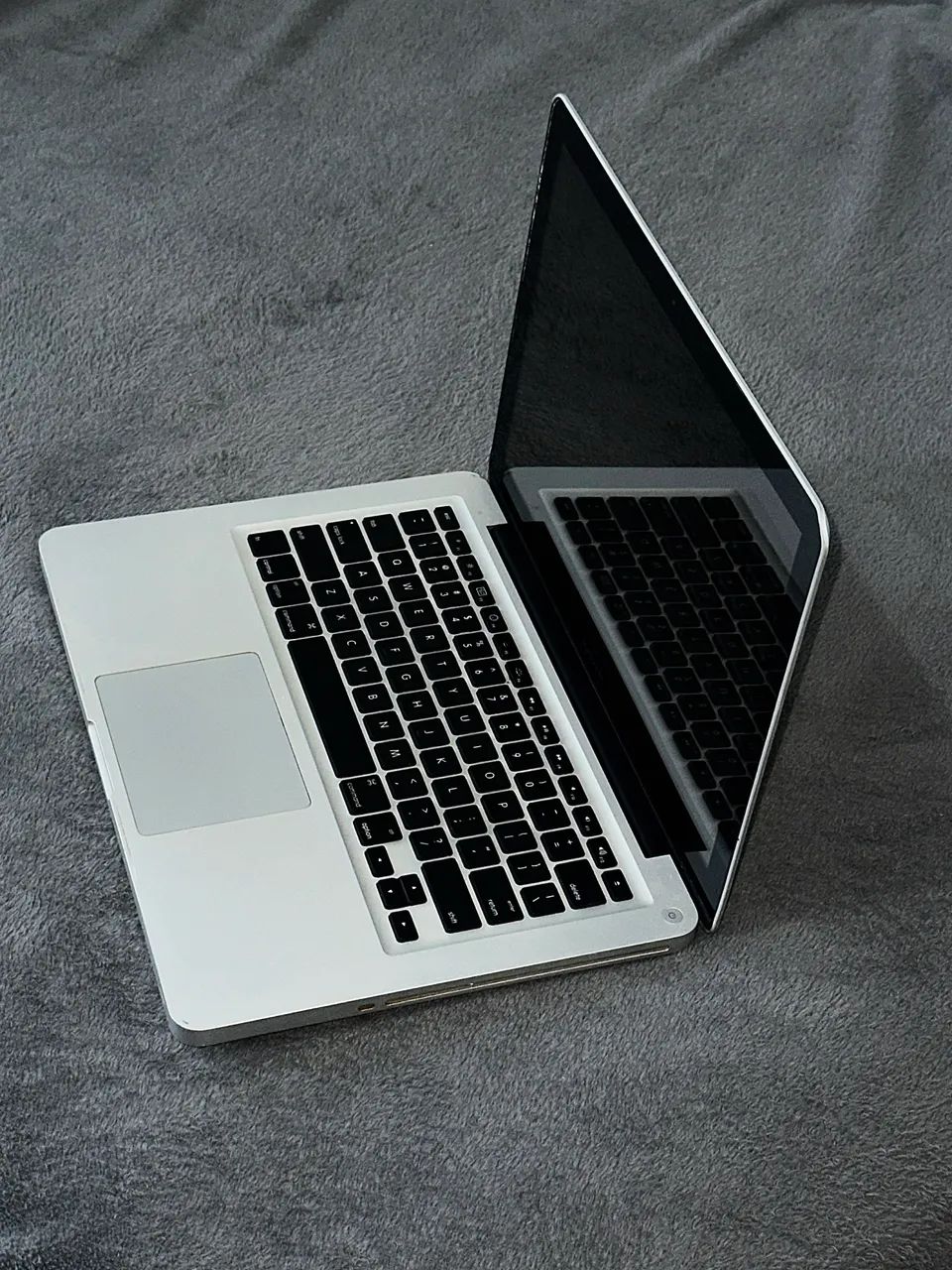MacBook Pro 13 2011 | 16GB RAM | SSD | Excelente Estado