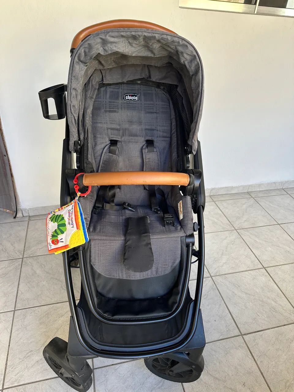 Carrinho bebê com bebê conforto Chicco  - Foto 4