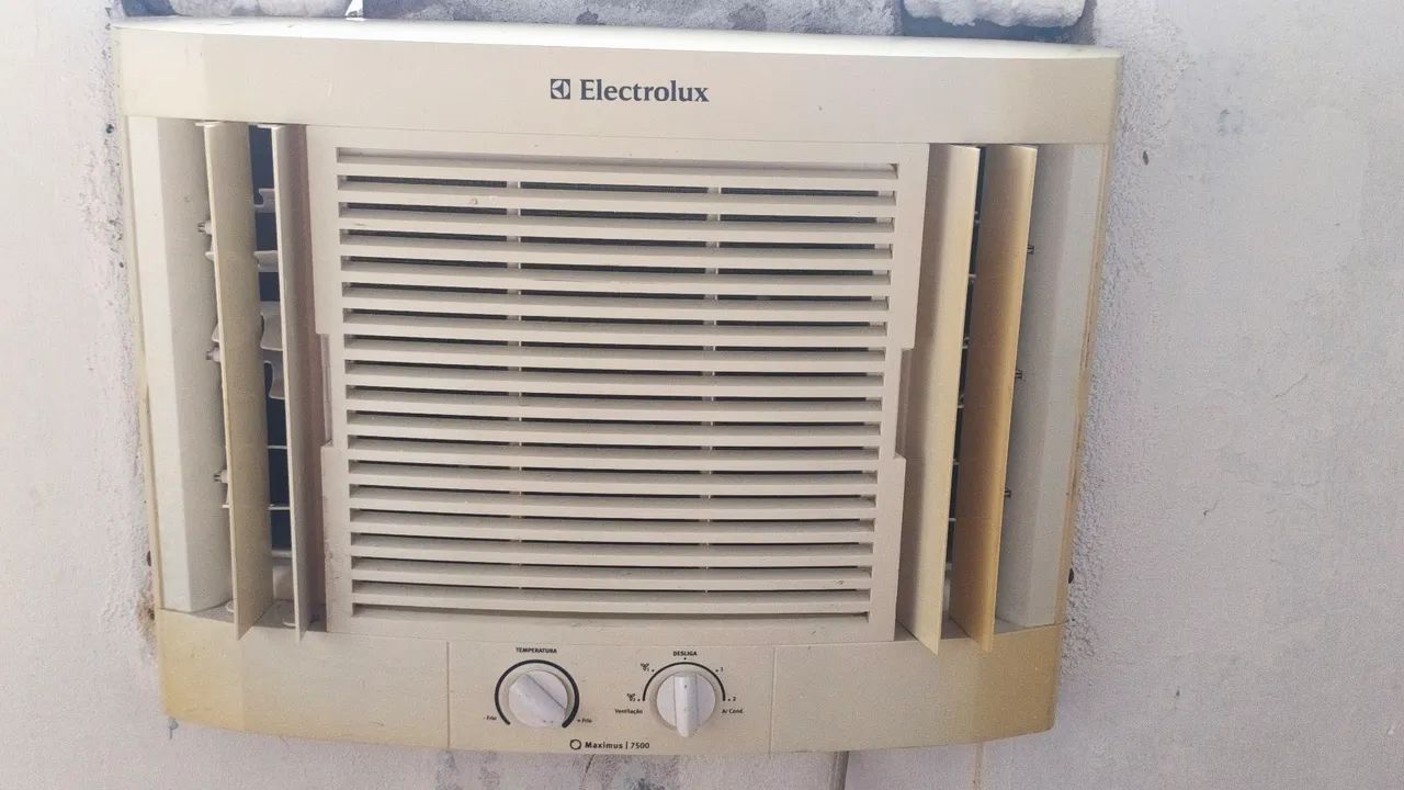 Ar condicionado 7500 BTUS
