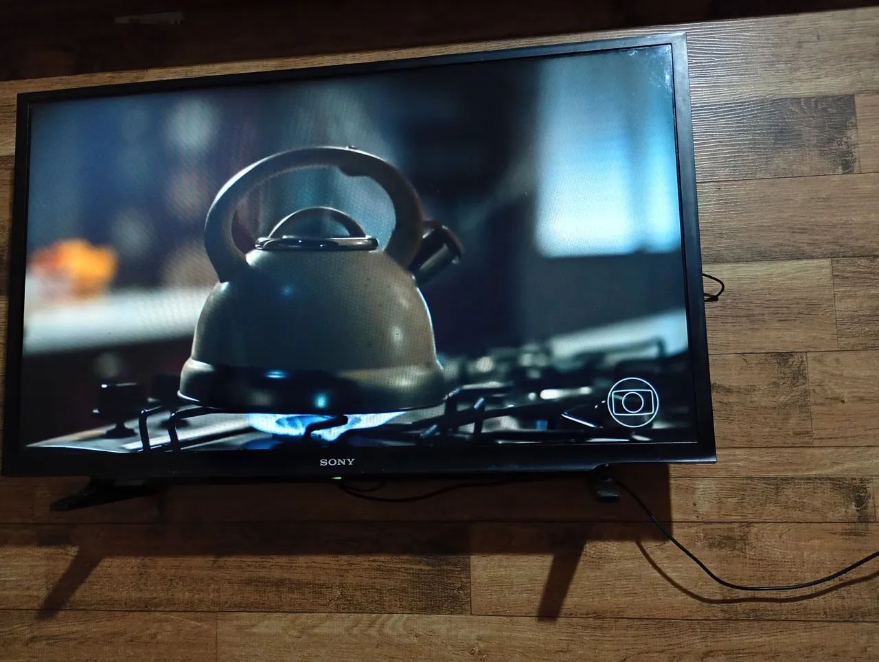 SMART TV 32 POLEGADAS SEMI NOVA IMAGEN EM ALTA RESOLUÇÃO  - Foto 3