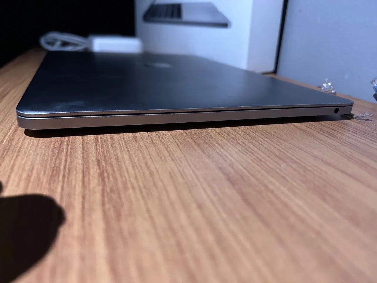 MacBook Pro 2019 Touch Bar  - Foto 2