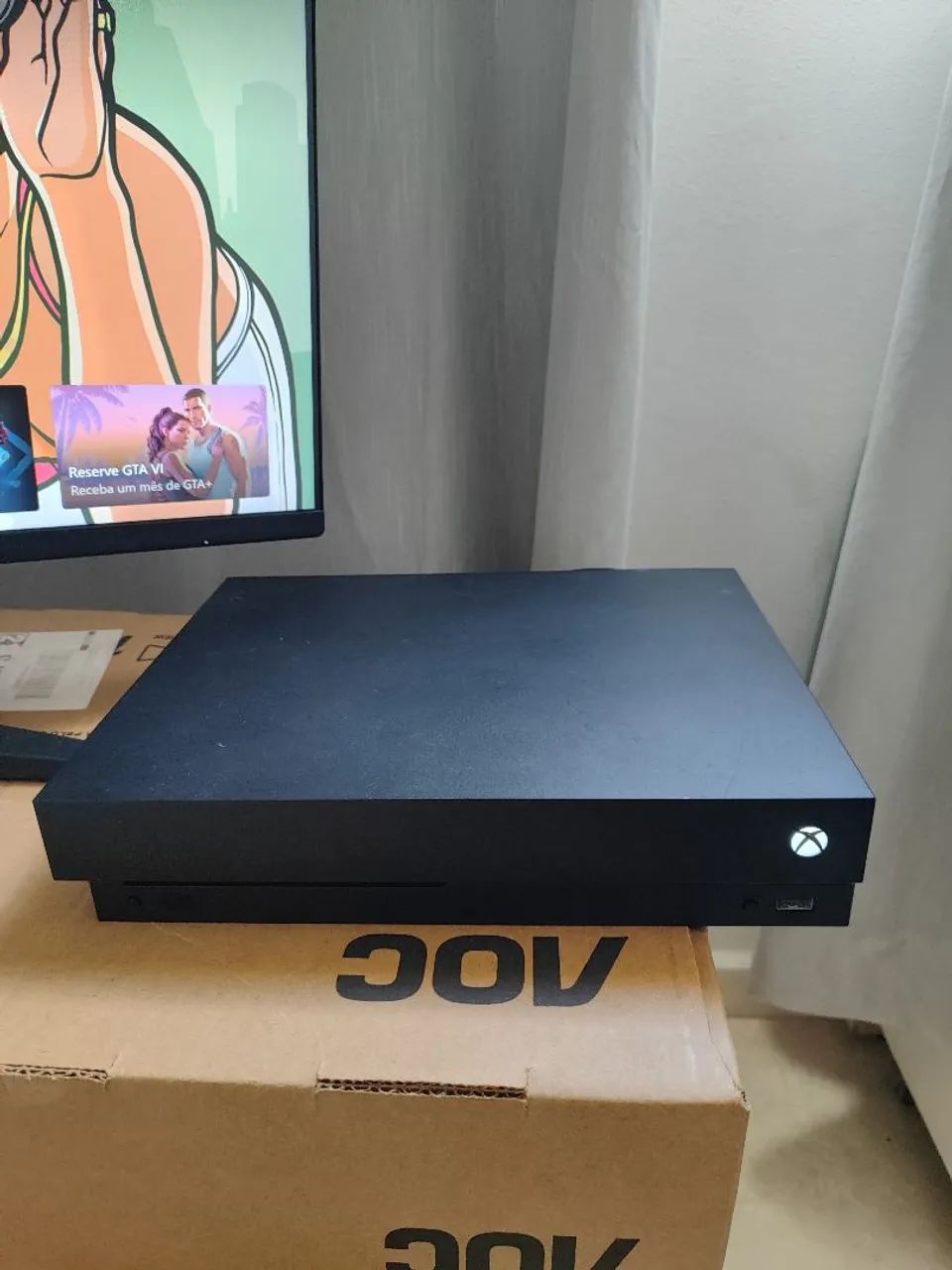 Xbox one X com caixa - Foto 4