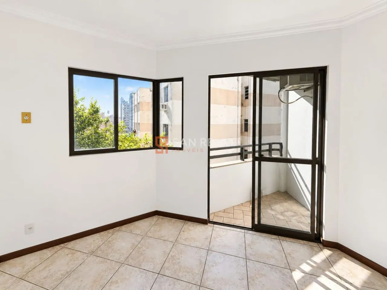 Centro | Apartamento 3 quartos, sendo 1 suite - Foto 2