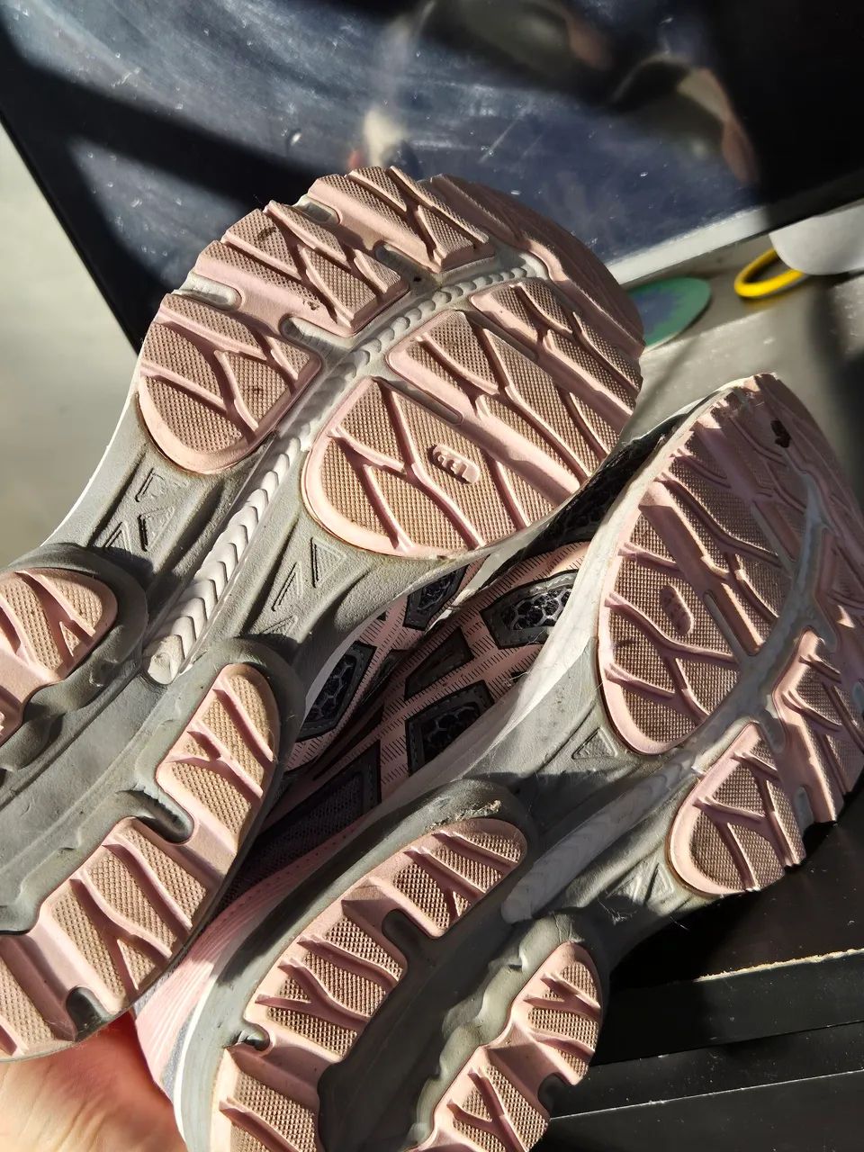 tênis asics gel-shogun 3 cinza e rosa - Calçados - Parque Boa