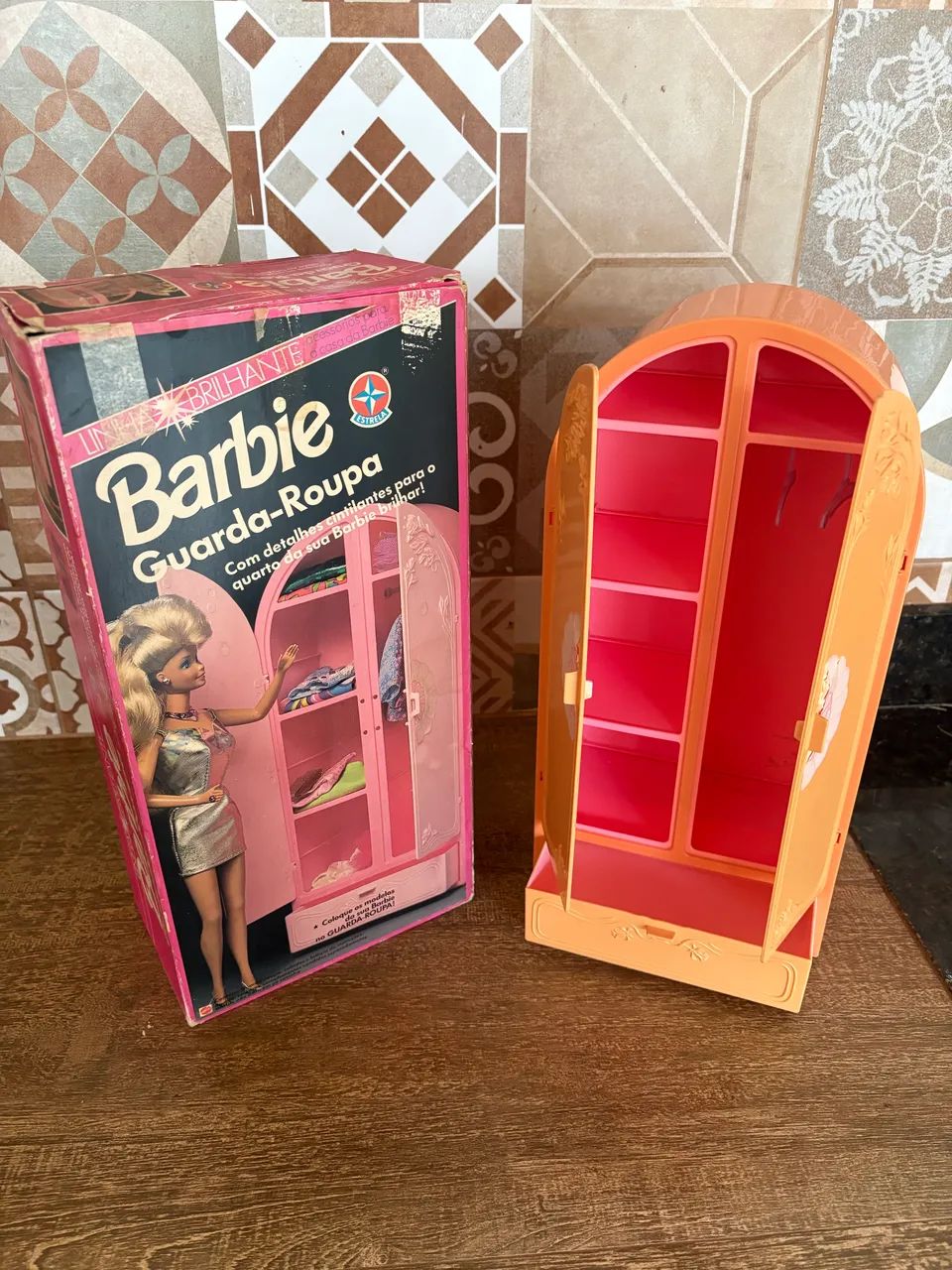 Guarda roupa - Barbie
