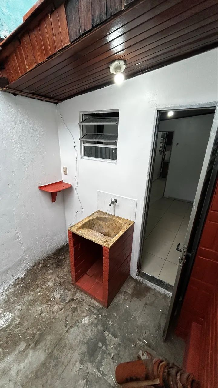 Aluga-se kitnet/ponto comercial - Foto 4