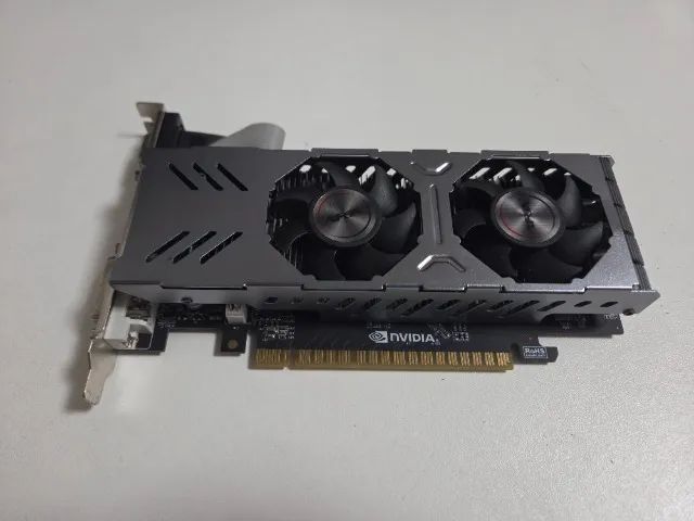Placa de Vídeo Nvidia GeForce GTX 750 (pouco uso)
