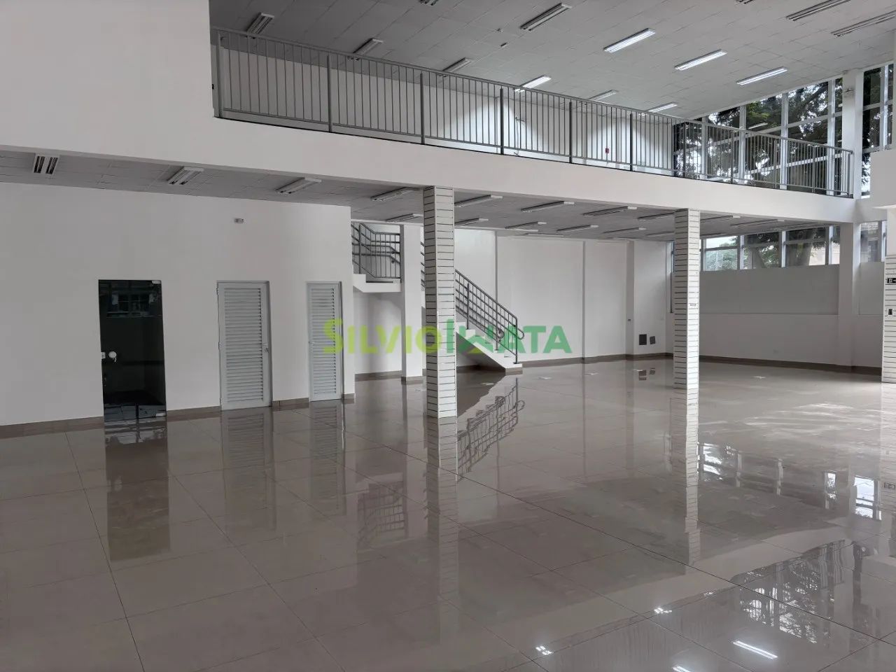 Salão Comercial de Esquina para Locação Jardim Alvorada - Foto 4