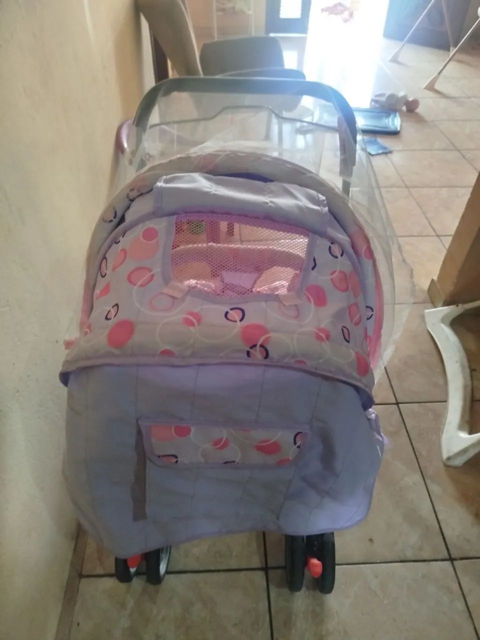 carrinho de bebê com véu  - Foto 4