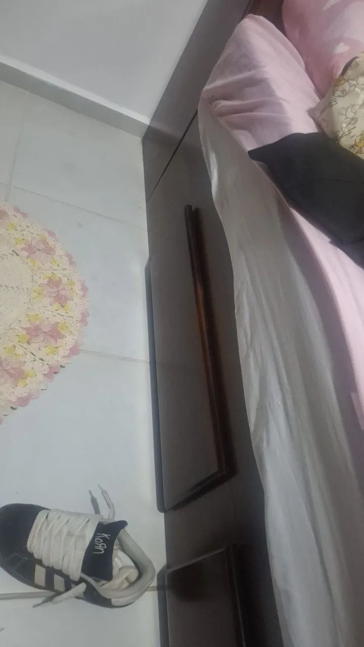 Cama solteiro madeira maciça c/colchão 