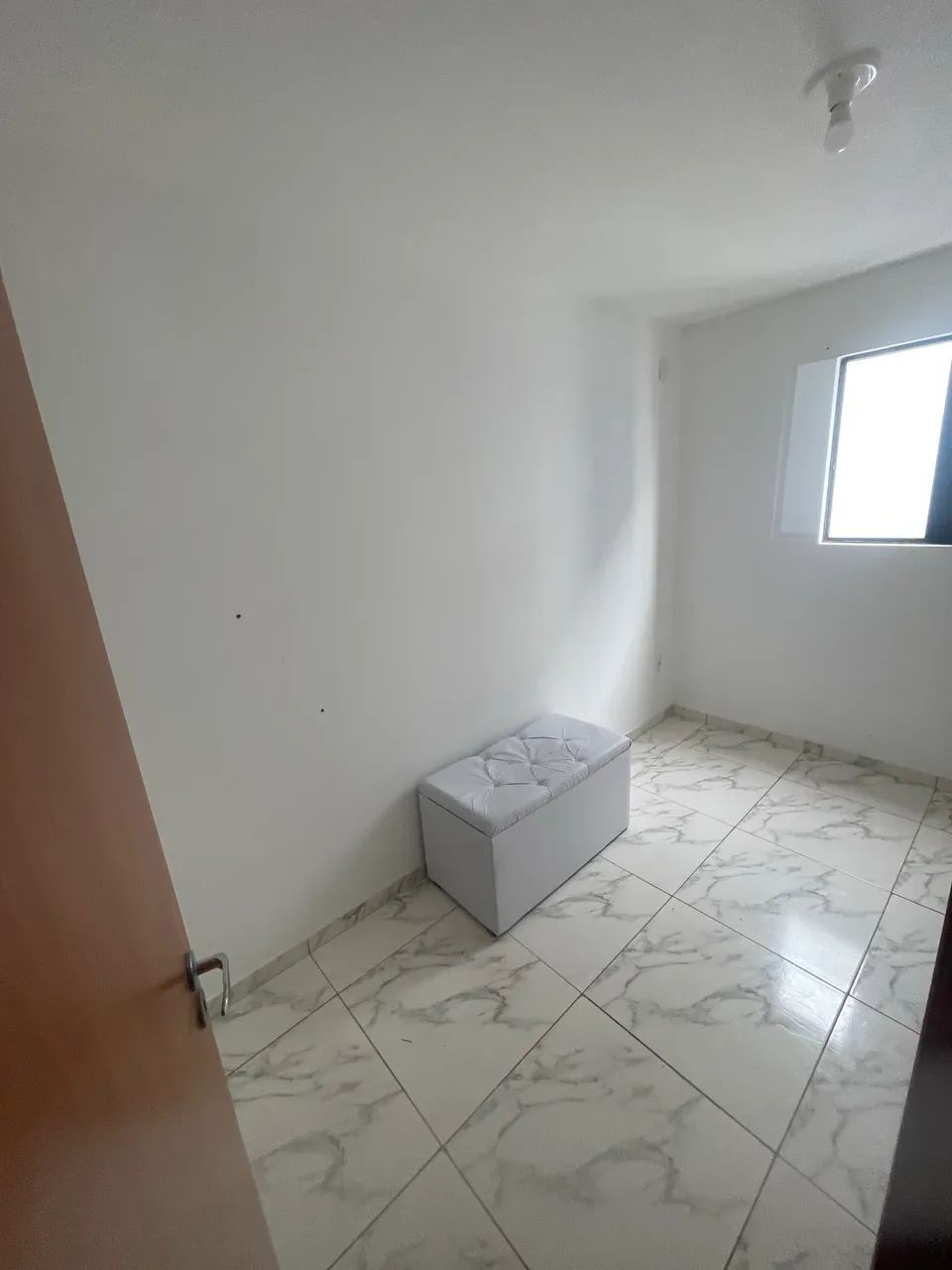 Alugo apt no Valentina 
