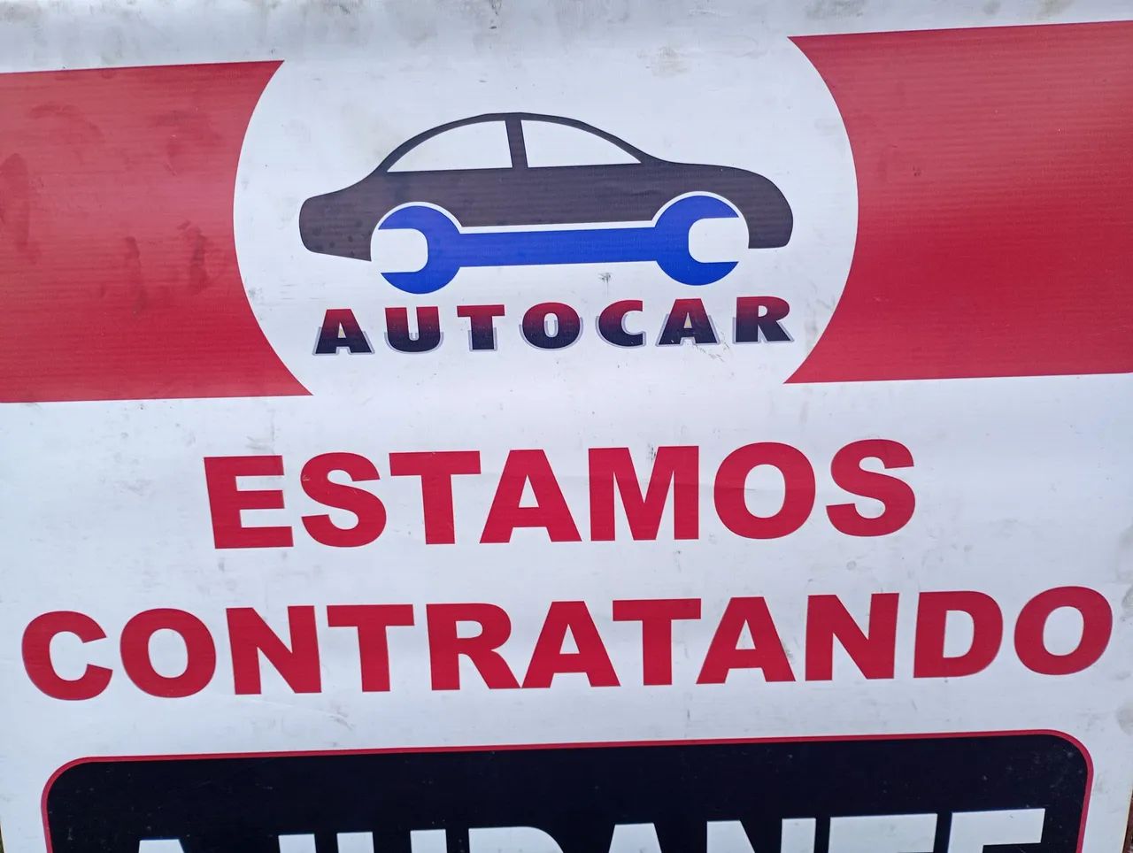 Vaga para mecânico e ajudante 