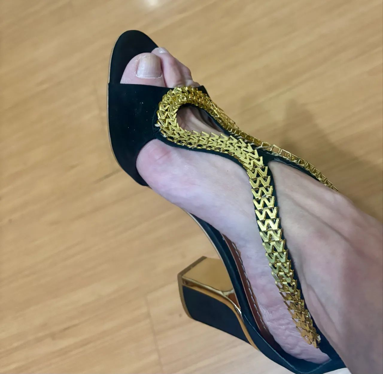 Sandália elegante Carrano - Foto 4